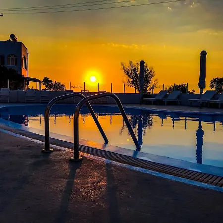 Maria's Place - Adults Only أويا